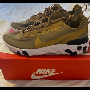 Nike react element 55, men’s size 10.5, metallic gold